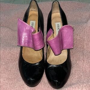 Steve Madden Black Heels with Pink Bow Accent